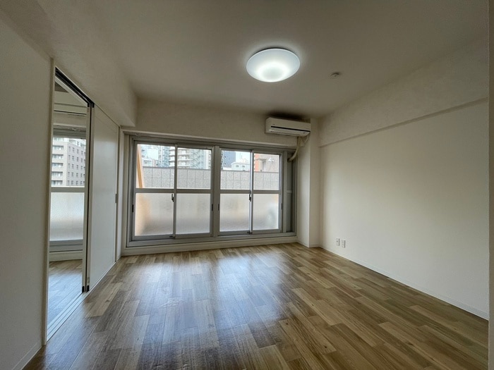 居室 ＳＨＩＮＥ　ＰＡＳＴＥＬ