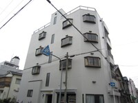 ユニライフ山本