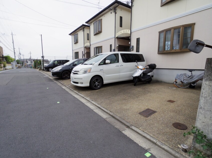 駐車場 ファミールみもざ