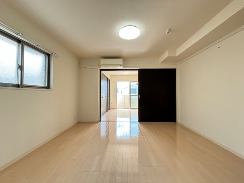 居室 カサドラーダ九条烏丸