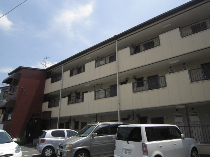 外観写真 川西ﾛｲﾔﾙﾊｲﾂ