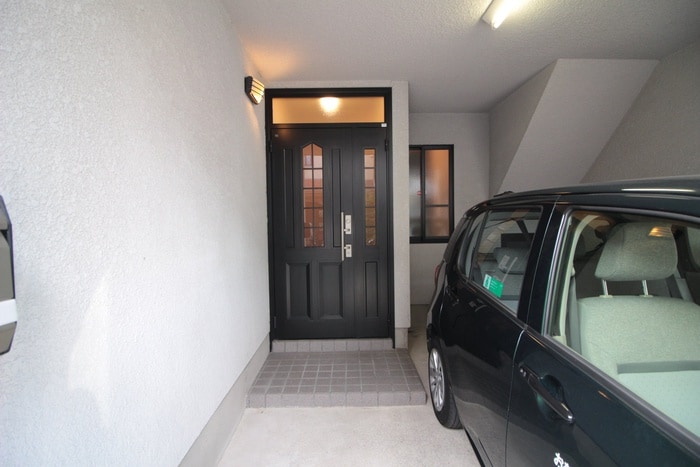 エントランス部分 寺戸町山縄手戸建