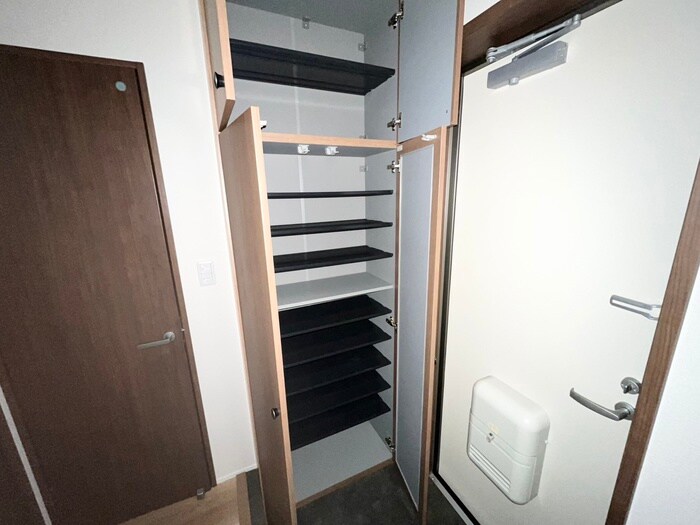 靴箱 トランクライン　エイト