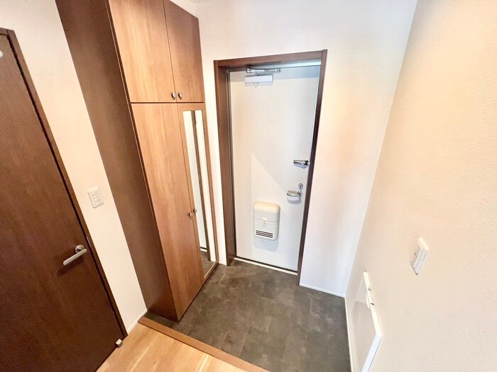 玄関 トランクライン　エイト