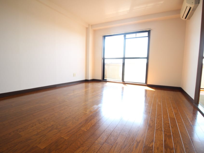 居室 ハイネスピヴァット