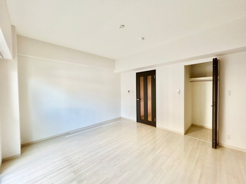 居室 グーテンターク富田２