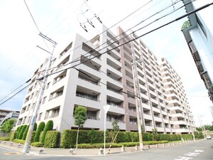 ステイツグラン吹田垂水町(609)