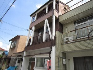 小西様金田町６丁目借家