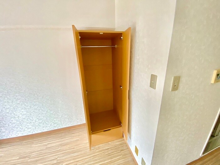 収納 ドゥエルミヤザキ