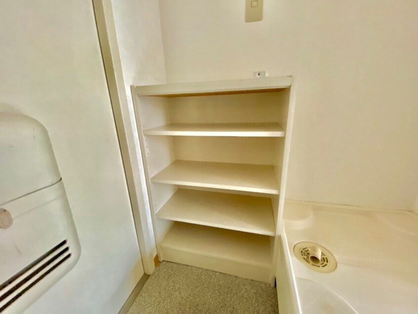 靴箱 ドゥエルミヤザキ