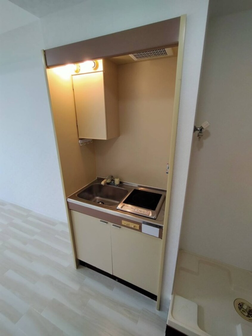 キッチン ドゥエルミヤザキ