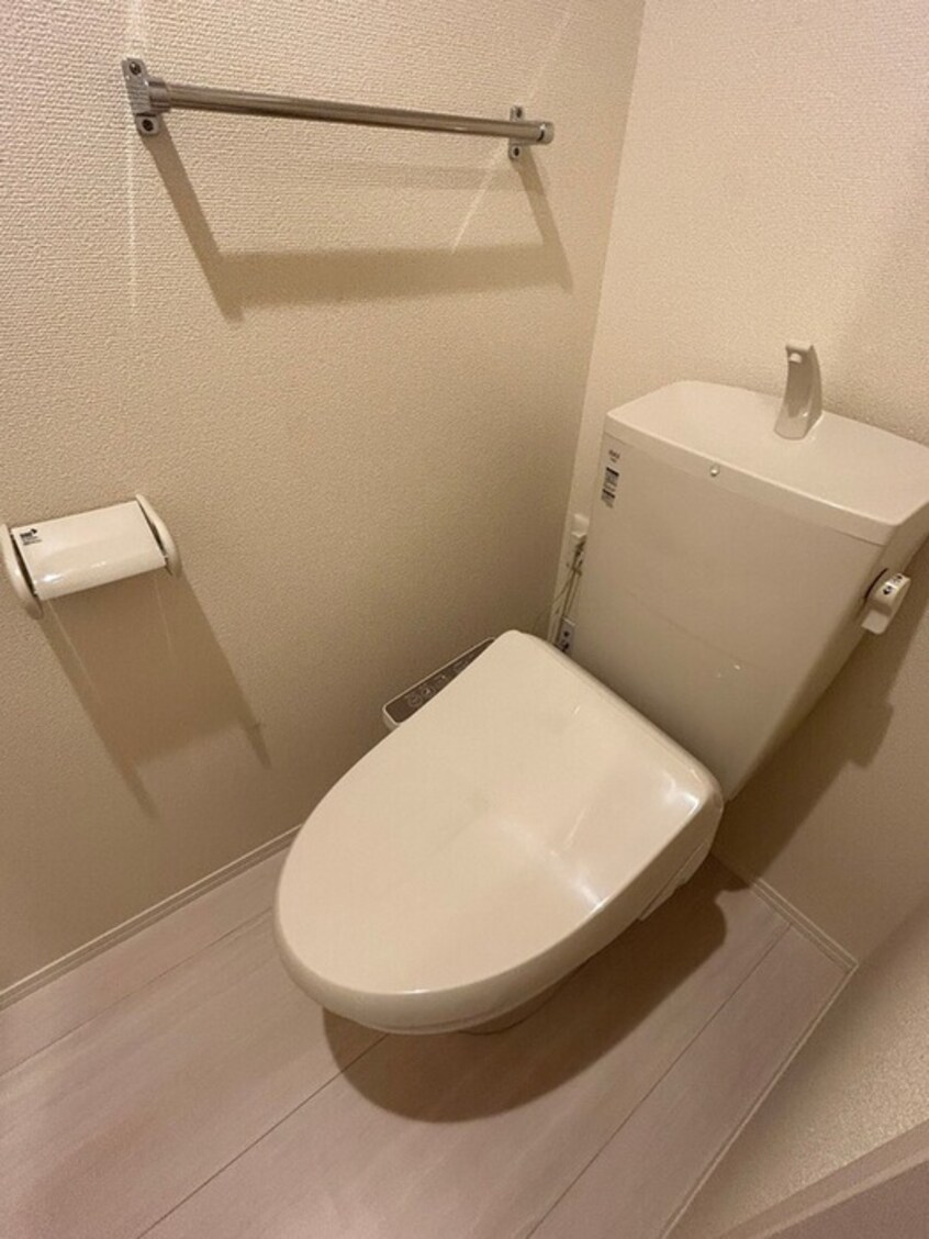 トイレ NUKATA COLN VERDE