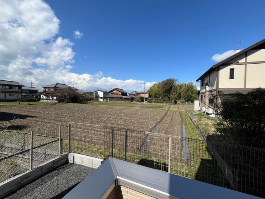 室内からの展望 The　Bonds　北中小路