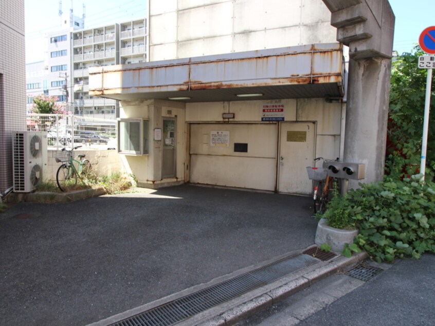 駐車場 リブレ吹田