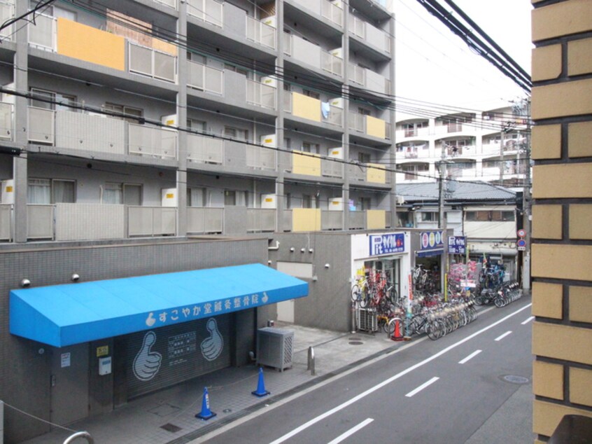 室内からの展望 パステル南野