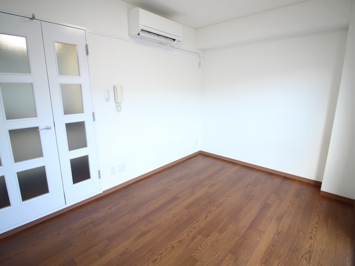 居室 ア－バンプラザ