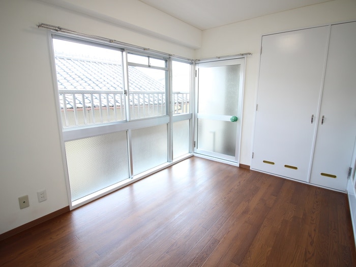 居室 ア－バンプラザ