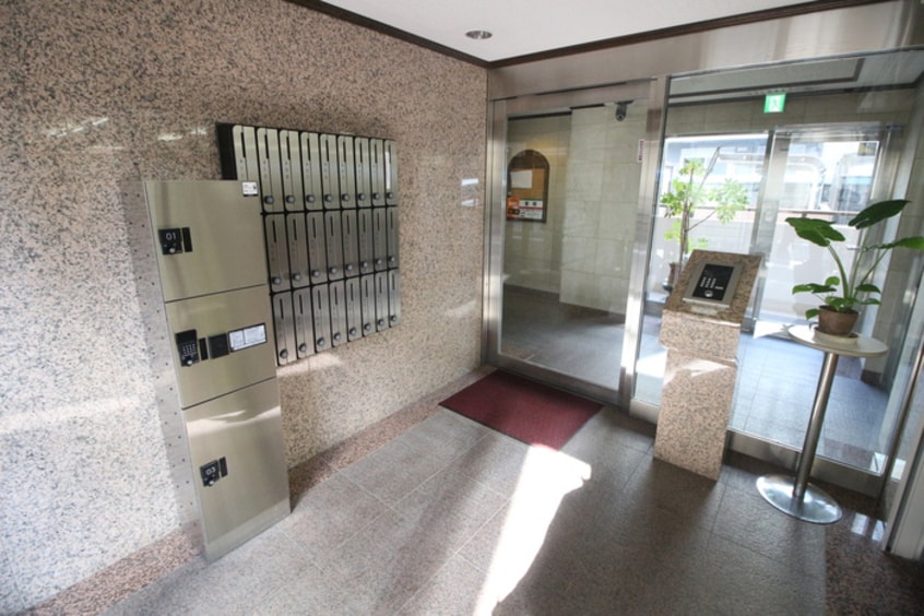 エントランス部分 ミシェール住之江