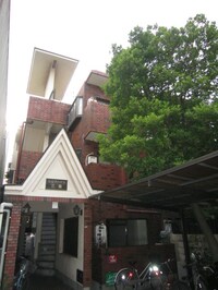 シルクハイツ三条