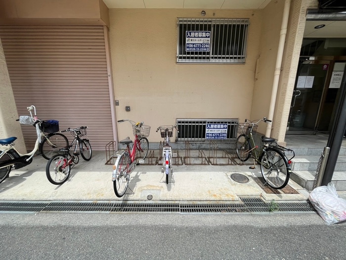 駐輪場 コミュニティ平野