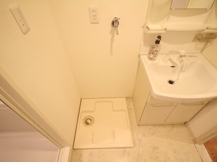 洗濯機置場 メゾンヴァンヴェール