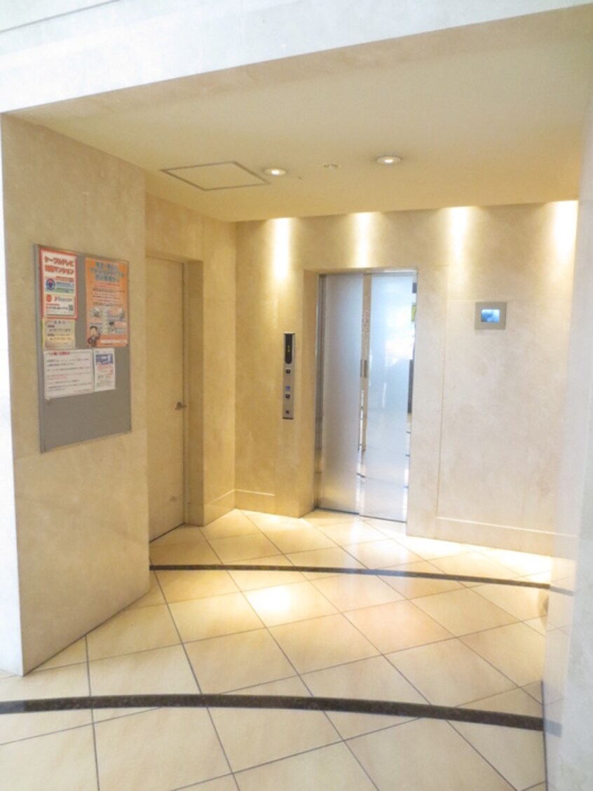 エントランス部分 Ｓ-ＲＥＳＩＤＥＮＣＥ学園坂