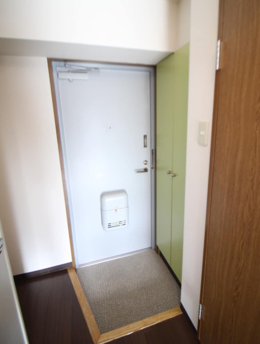 玄関 サンダイアル緑橋