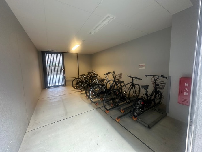 駐輪場 ノブレ梅北