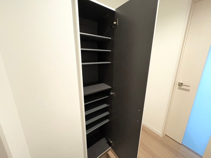 靴箱 ALEGRIA大津