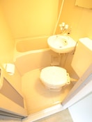 トイレ ＥＳＰＲＩＭＥ新大阪Ⅱ