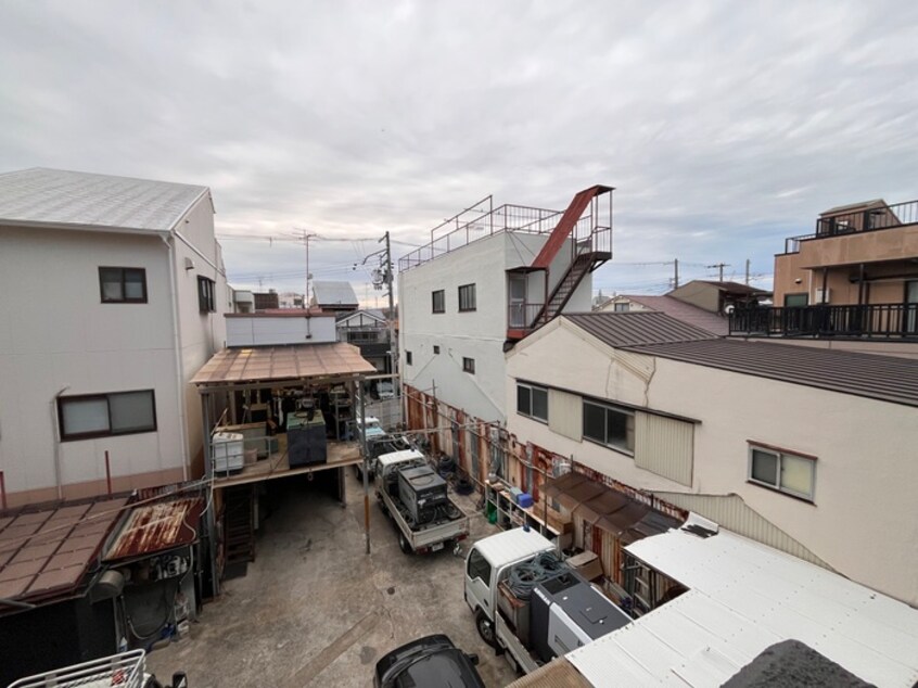 室内からの展望 ＥＳＰＲＩＭＥ新大阪Ⅱ