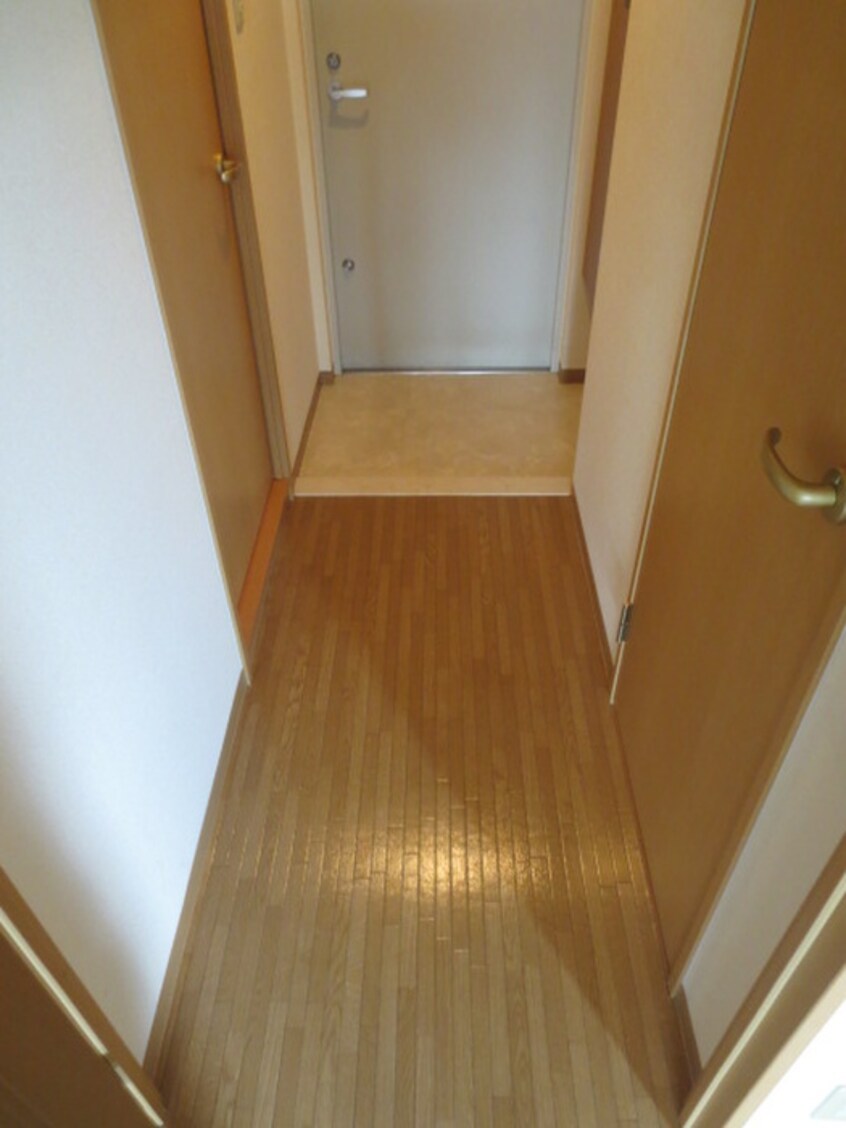 廊下 パインクレスト