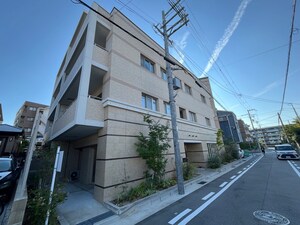 ﾜｺｰﾚ甲子園六石町ｻﾞﾚｼﾞﾃﾞﾝｽ(303)