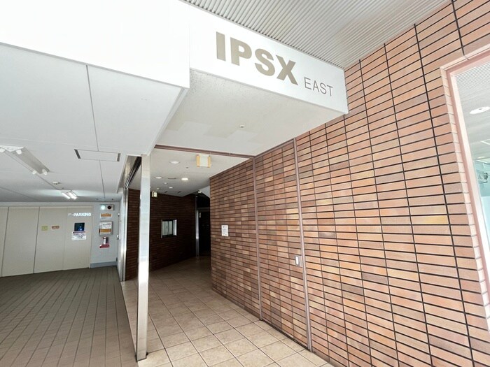 エントランス部分 ＩＰＳＸ　ＥＡＳＴ