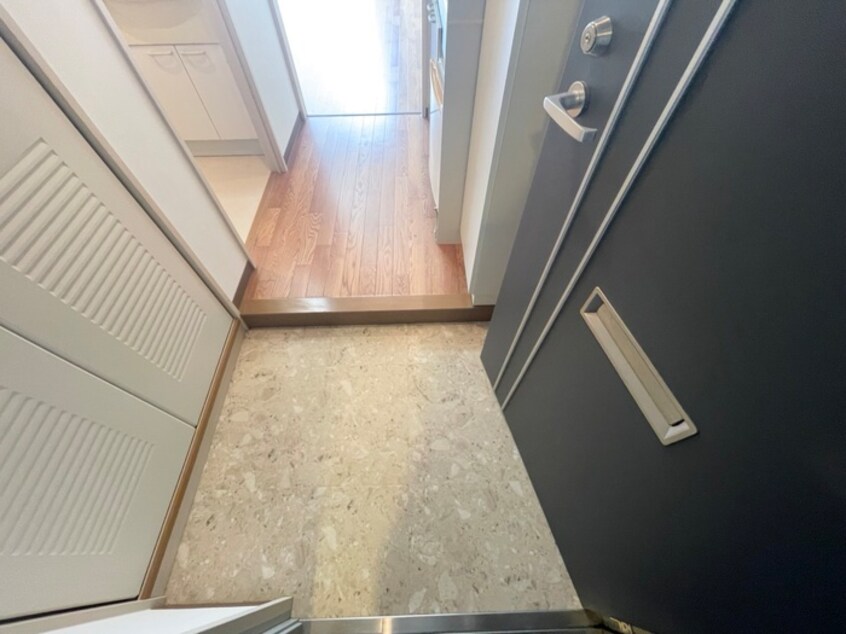 玄関 ＩＰＳＸ　ＥＡＳＴ