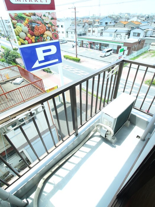 ベランダ・バルコニー コ－ポラス門真