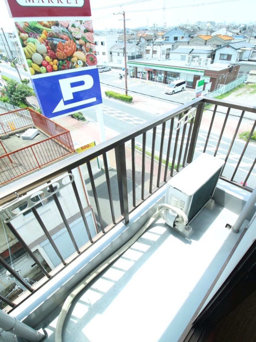 ベランダ・バルコニー コ－ポラス門真