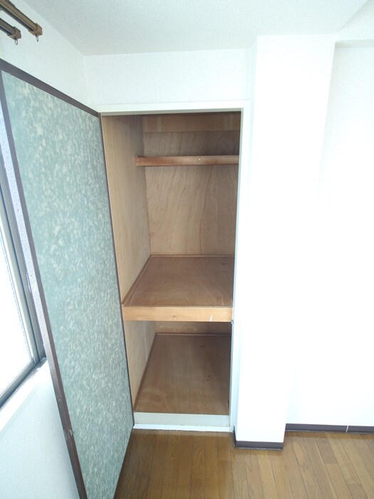 収納 コ－ポラス門真