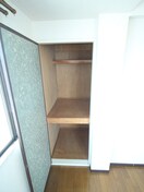 収納 コ－ポラス門真