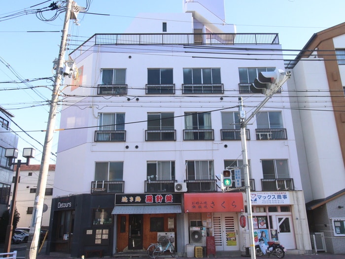 外観写真 風見鶏第一フラワ－館