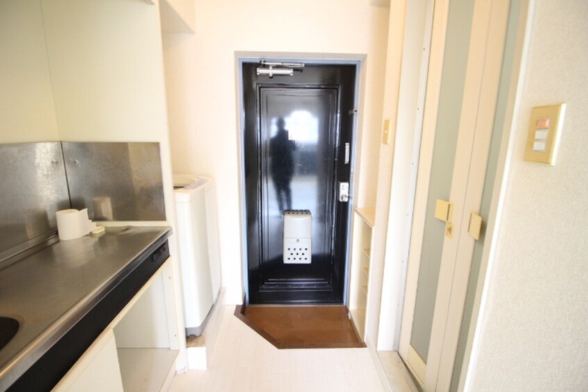 玄関 ル・マインハウス