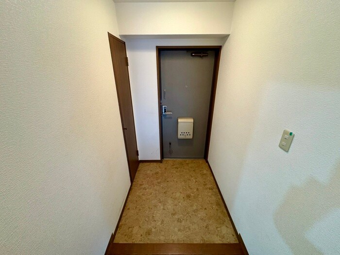 玄関 アルカディア宝塚（２０２）