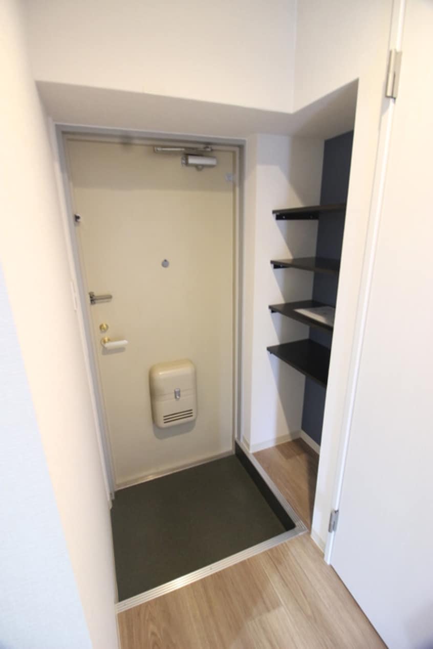 玄関 みつもとアレー