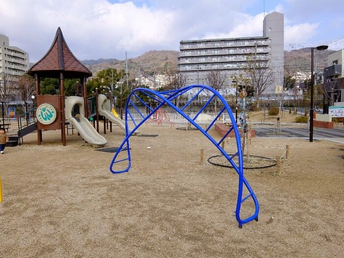 中野北公園(公園)まで480m エクレ－ル本山北町