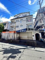 ソレイユ関大前