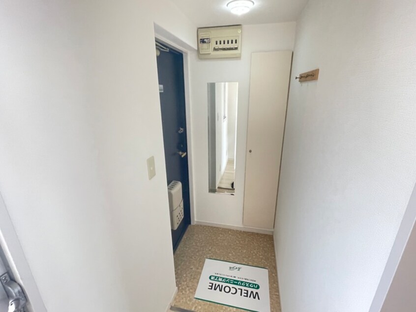 玄関 ロイヤルメゾン甲東園Ⅲ