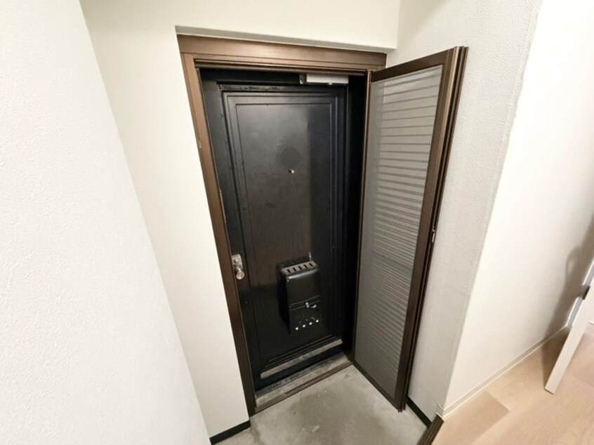 玄関 ＣＳガーデン山科