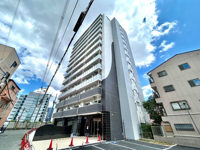 外観写真 セレニテ十三ミラク