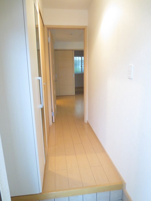 廊下 アルンド－インディカ