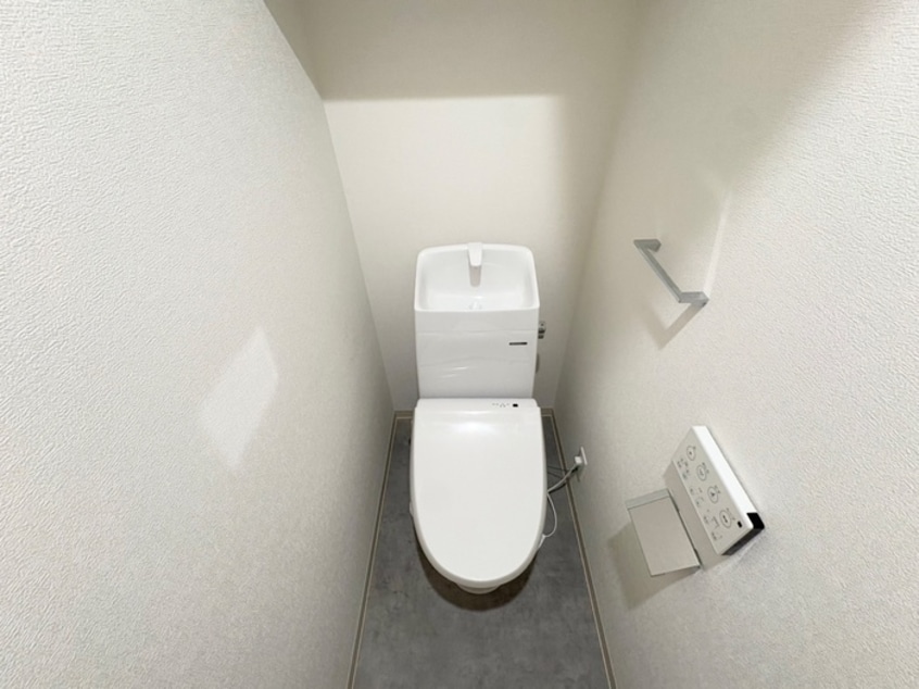 トイレ 仮)F Rubra SEAM